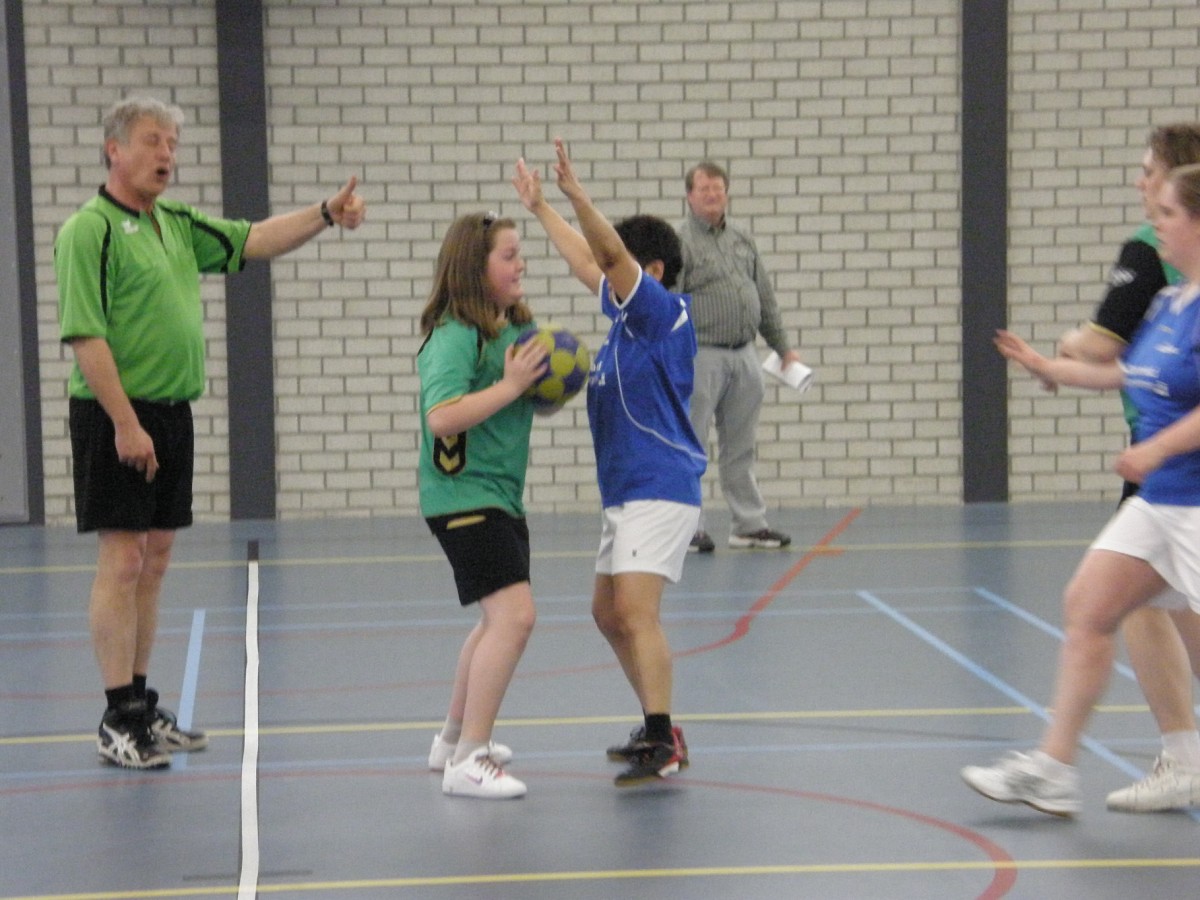 G korfbaltoernooi 17 maart 2012 069.jpg